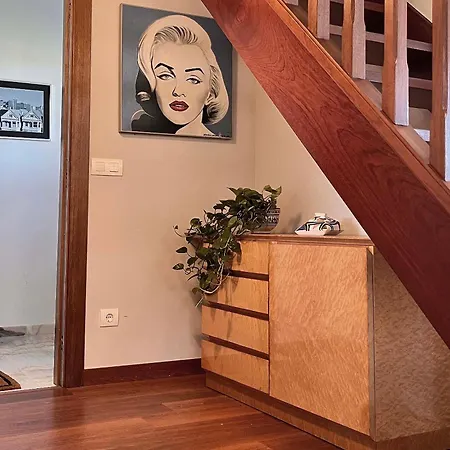 Plaza La Blanca * 努埃瓦德兰斯