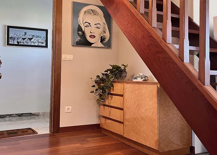 Plaza La Blanca * Nueva De Llanes